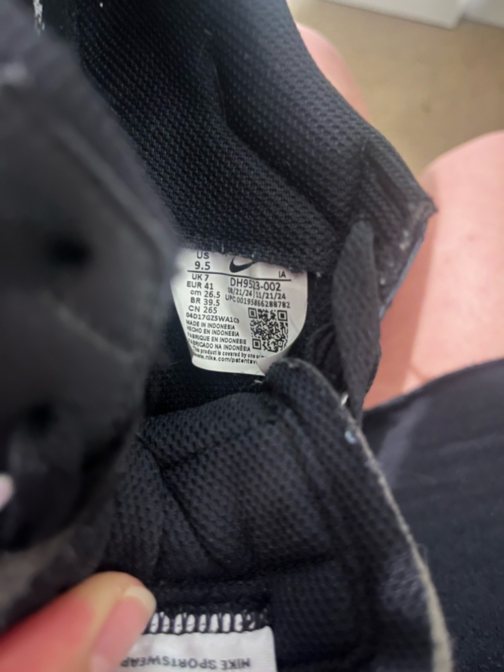 WOMEN'S NIKE WAFFLE DEBUT SNEAKERS - Picture 5 of 5